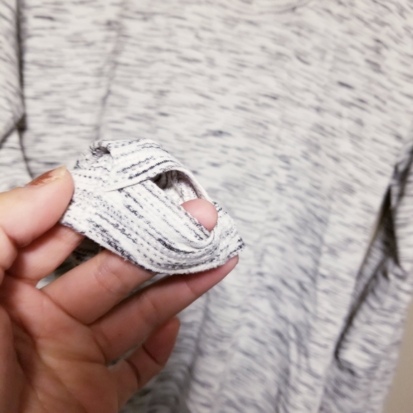 Lululemon Meant To Move Long Sleeve - Picture 8 of 11